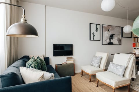 The Overturned Teacup Apartment in London Borough of Camden