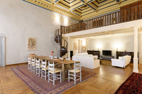 A Place in the Sky Apartment in Florence