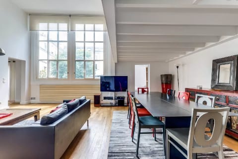 Jeune Parisien Apartment in Paris