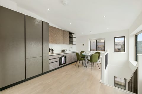 The Professional Apartment in London Borough of Islington