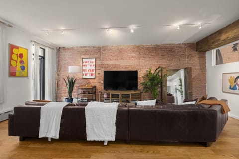 Chic Loft Retreat Condo in East Village