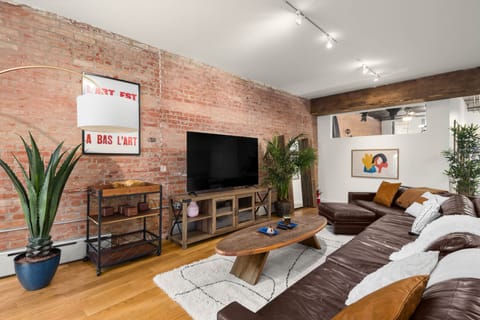 Chic Loft Retreat Condo in East Village