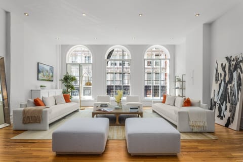 The Art Enthusiast Condo in SoHo