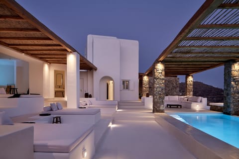 Bohemian Bay Retreat Apartment in Mykonos, Mikonos 846 00, Greece