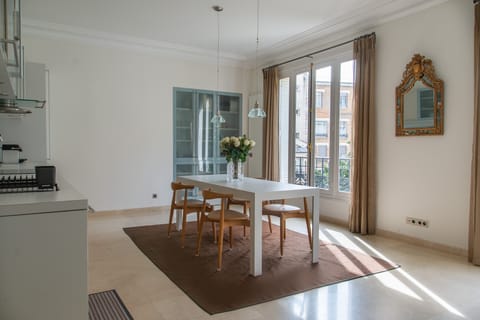 Coeur de Paris Apartment in Paris