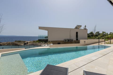 Elegant Waves Villa in Dubrovnik-Neretva County