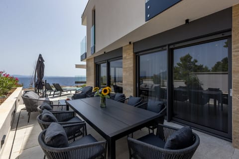 Elegant Waves Villa in Dubrovnik-Neretva County