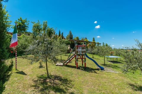 Gemini's Dream Apartment in Tuscany