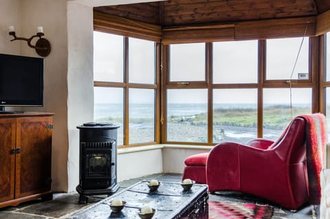 Wild Atlantic Cabin in County Clare