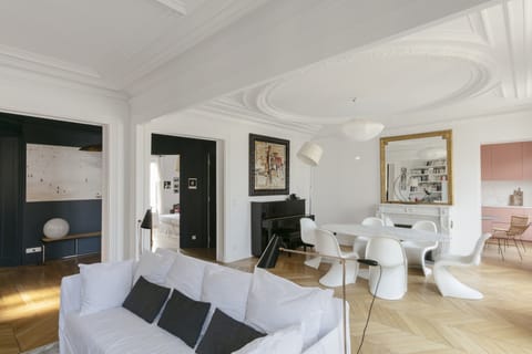 Rue Lauriston  Villa in Paris