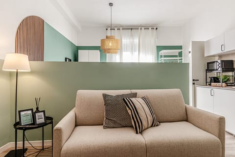 A State of Calm Apartment in Livorno