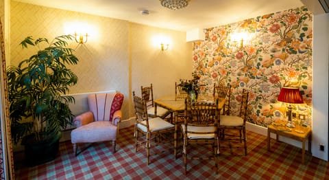 When in Oxford House in Oxford