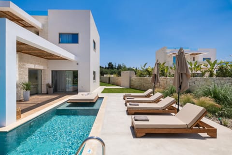 Modern Medley Villa in Crete