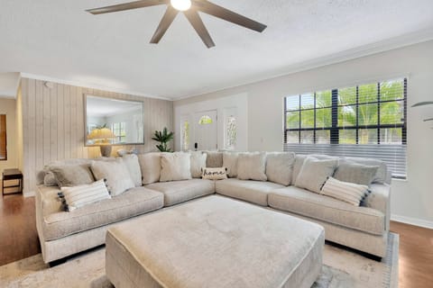 The Sea & The Sunset Apartment in Palm Harbor