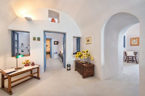 Skalopati Apartment in Oia