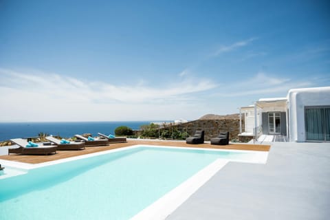 Adrift Apartment in Mykonos, Mikonos 846 00, Greece