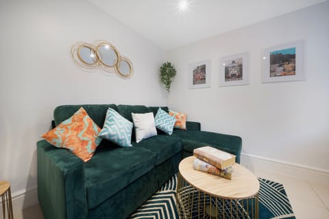 Gloucester Gem Apartment in Gloucester