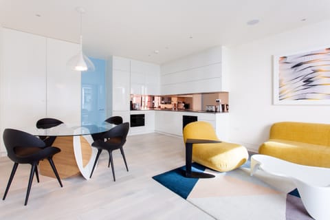 Yellow Pebble Apartment in City of Westminster