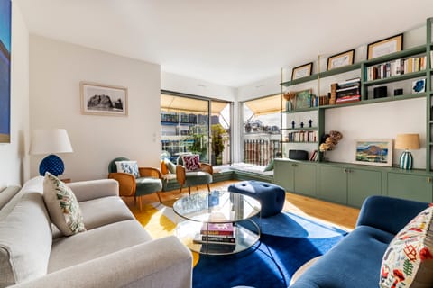 Passy Glow Apartment in Paris