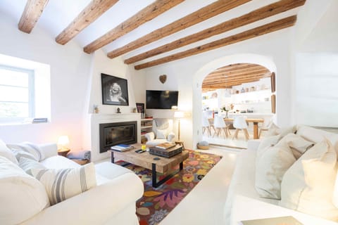 The Mallorcan Dream Apartment in Deià