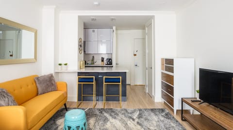 The Apricot Apartment in Upper East Side