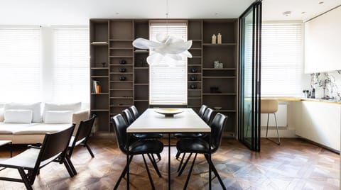 House of Mirrors Apartment in City of Westminster