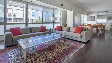 Milk & Honey Condo in Tel Aviv-Yafo