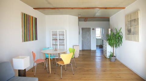 Rainbow Rhythms Apartment in Berlin