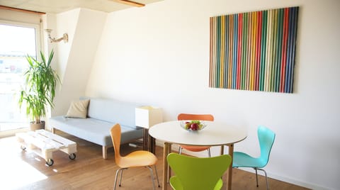 Rainbow Rhythms Apartment in Berlin