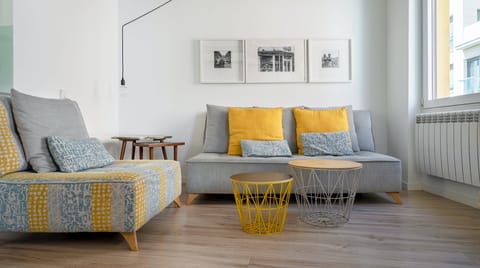 Bright Idea Apartment in Madrid