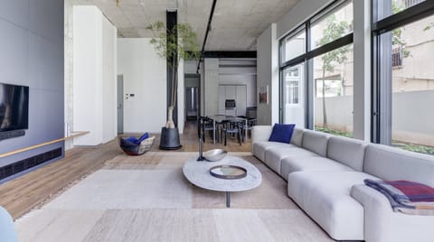 Concrete Genius Apartment in Tel Aviv-Yafo