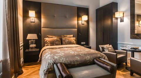 The Commendatore Apartment in Paris