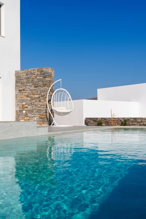 Margarita Blue Apartment in Paros, Greece