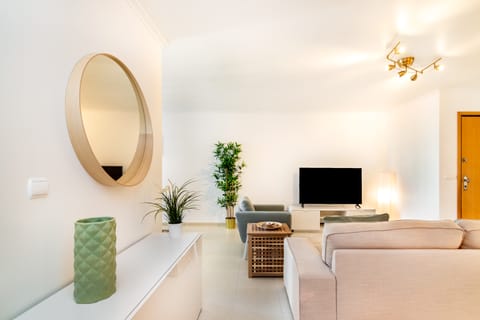 Chesterfield Cajó Condo in Lisbon