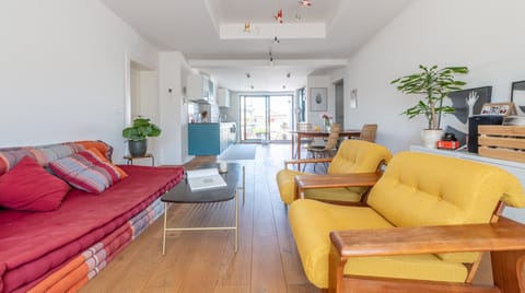 The Witty Musician Apartment in Berlin