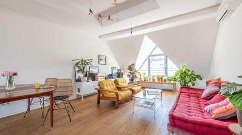 The Witty Musician Apartment in Berlin