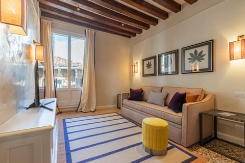 Palazzo Bliss Apartment in Lido di Venezia