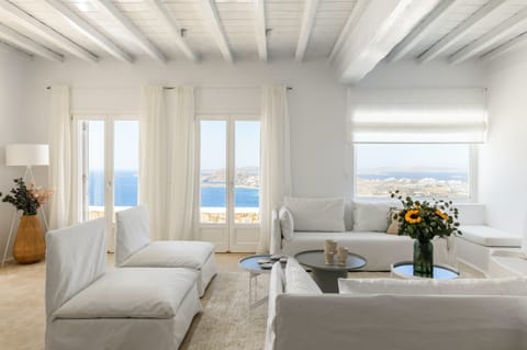 Ethereal Sky Apartment in Mykonos, Mikonos 846 00, Greece