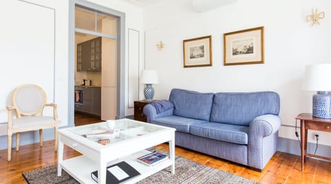 Tide Watcher Apartment in Lisbon