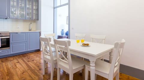 Tide Watcher Apartment in Lisbon