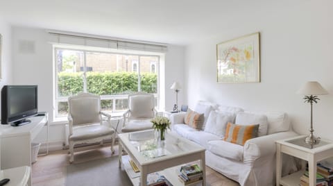 Spring Meadow Apartment in City of Westminster