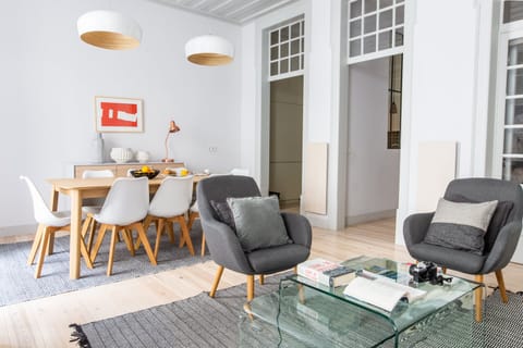 Copper Moss Apartment in Lisbon