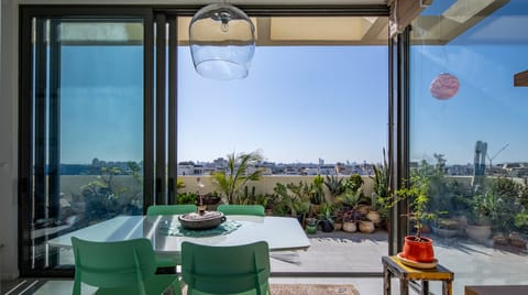 Urban Greenery Luxury apartment in Tel Aviv-Yafo