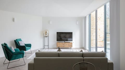 Cloudberry Jam Apartment in London Borough of Islington