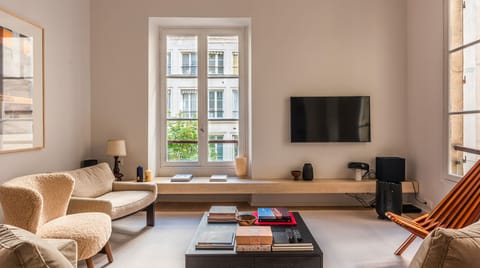 Kundera's Dream Apartment in Paris