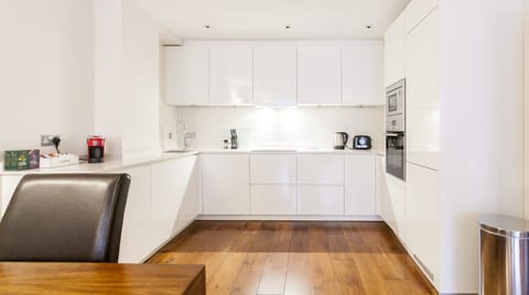 Cherry Crumble Apartment in London Borough of Islington