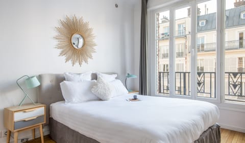 The Two Stars Apartment in Paris