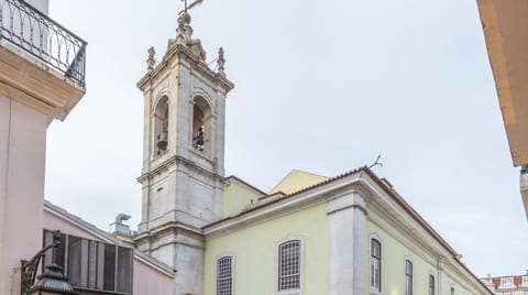 Sterling Silver Apartment in Lisbon