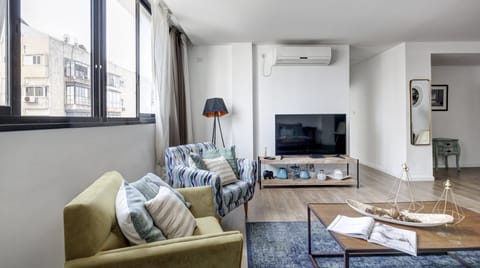 Page One Apartment in Tel Aviv-Yafo