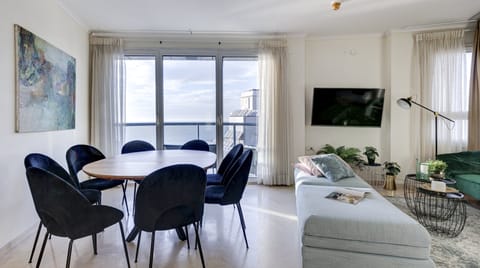 Green Therapy Apartment in Tel Aviv-Yafo